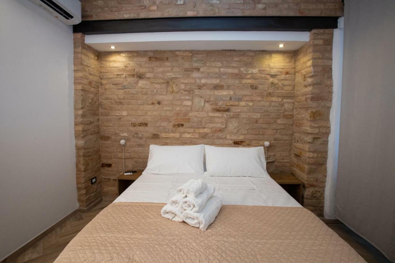 Al 54 Accommodation San Benedetto del Tronto Dış mekan fotoğraf